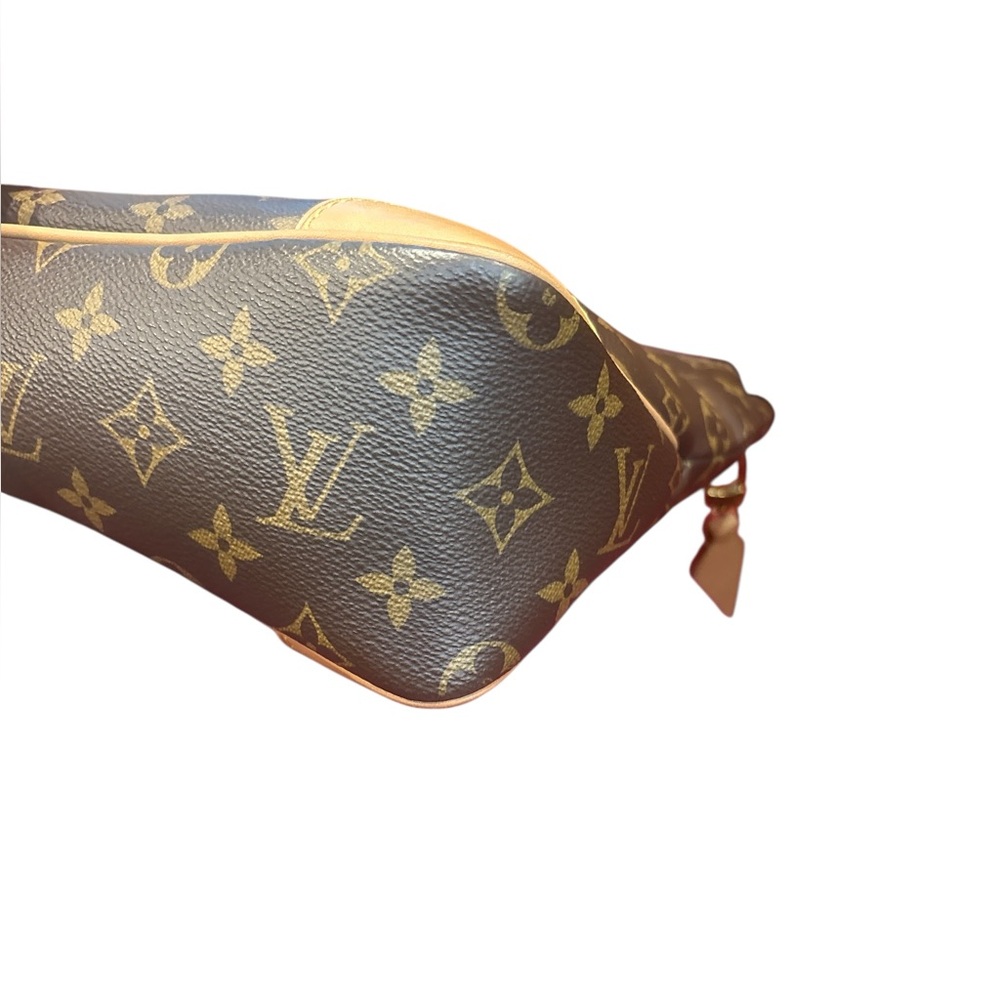 Louis Vuitton Monogram Canvas Odeon MM Bag - Picture 4 of 10